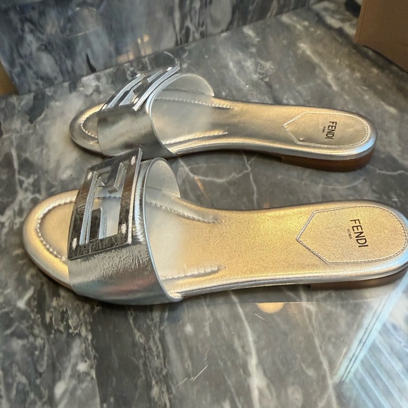 Brand new never worn fendi slides